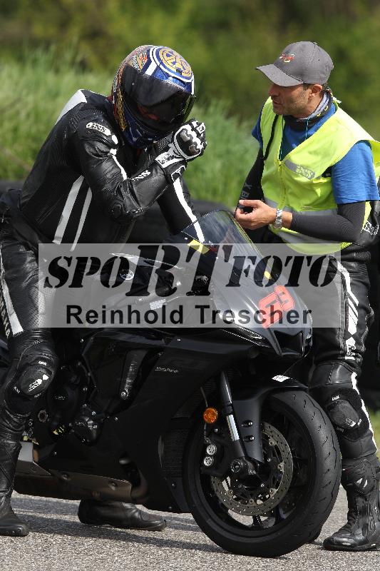 Archiv-2025/10 23.04.2025 Cornu Master School ADR/rot-rouge/63